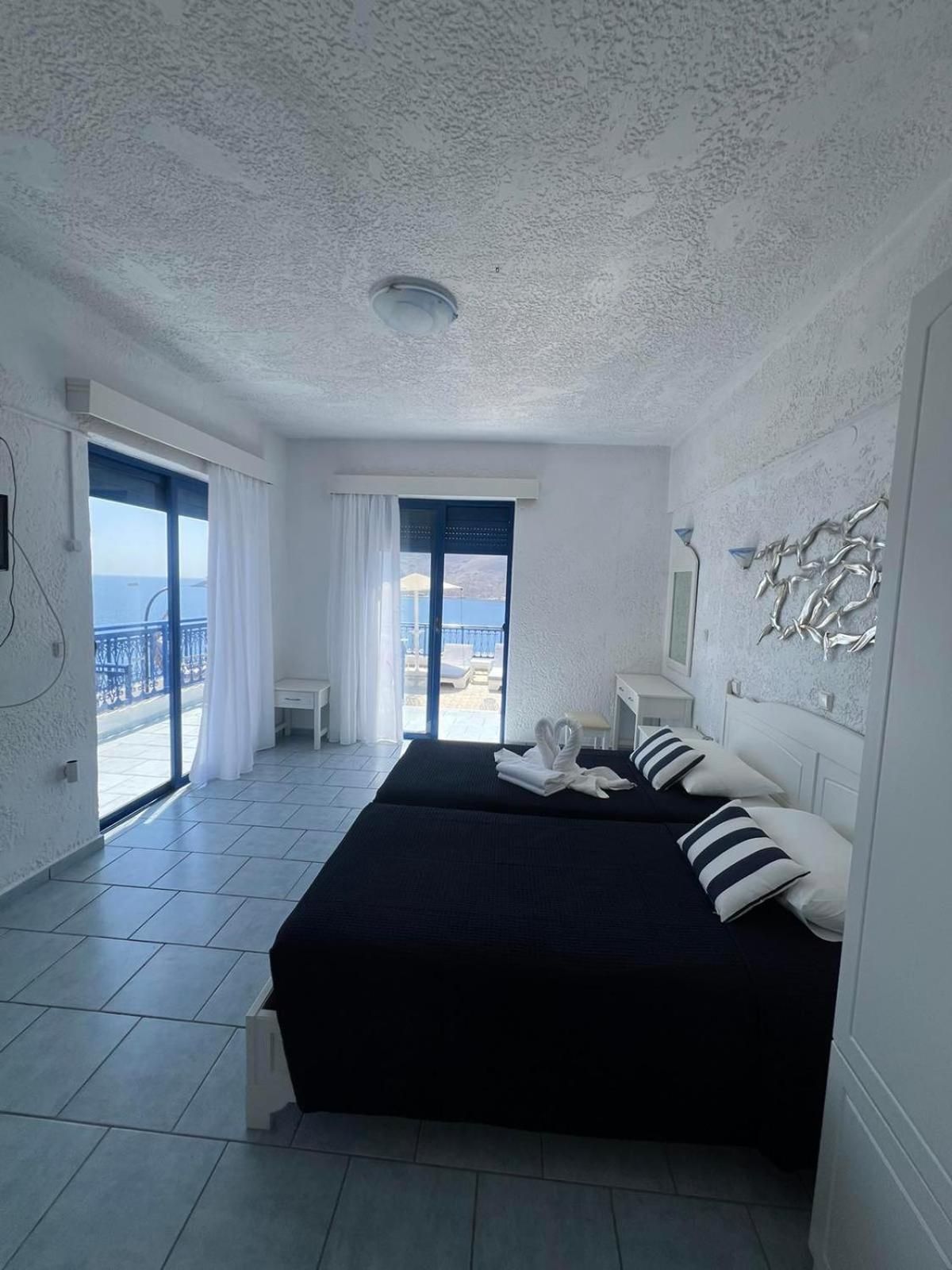 Marinas Studios Livadia  Pokój zdjęcie