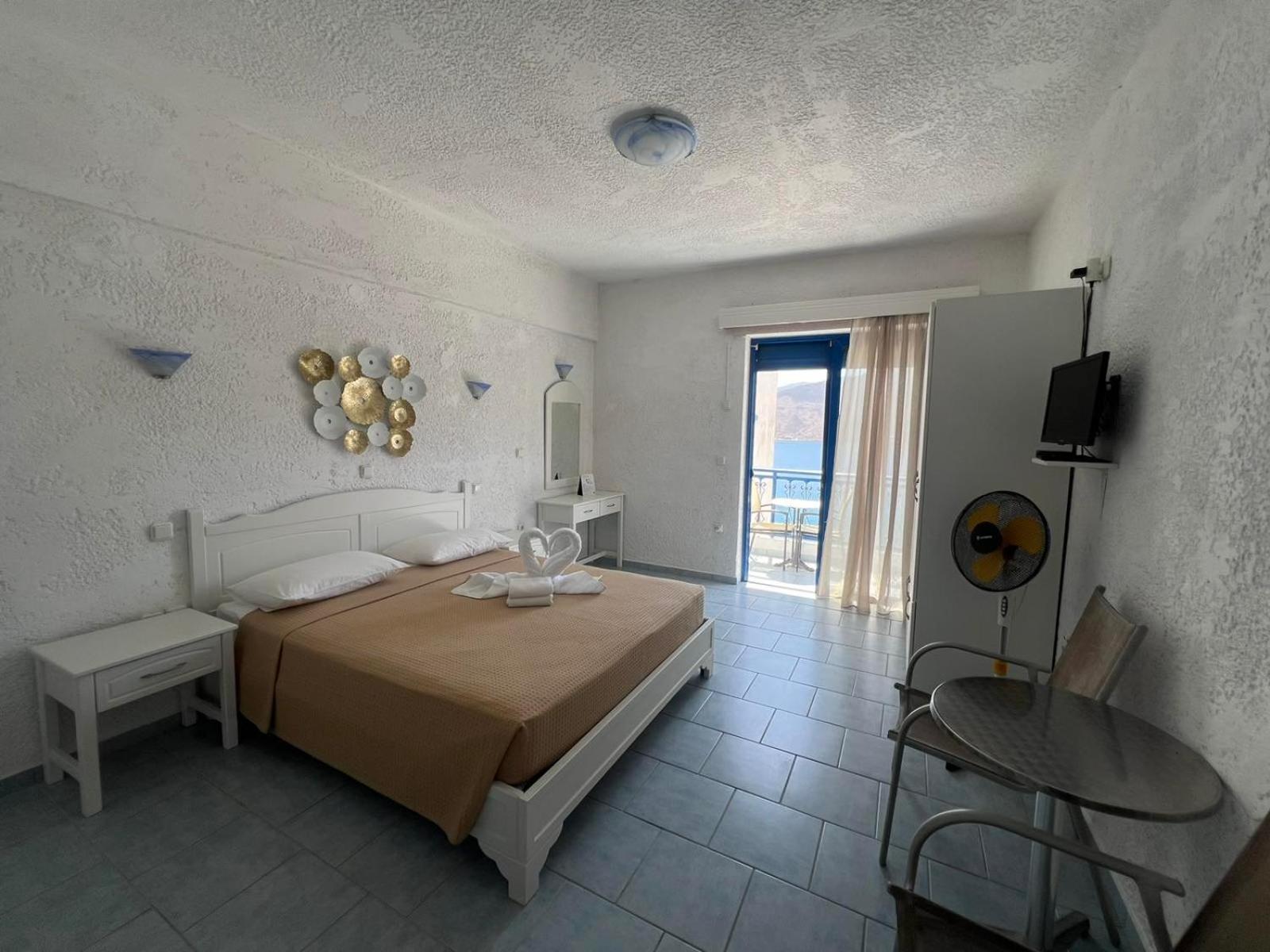 Marinas Studios Livadia  Zewnętrze zdjęcie